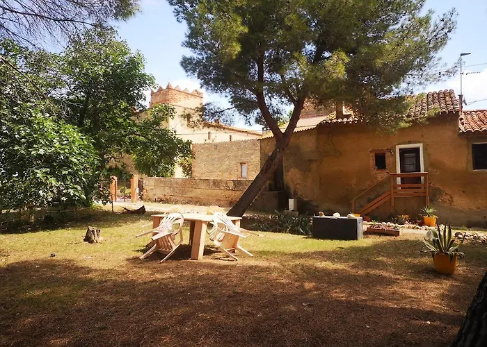 Maison Pittoresque Terrasse Et Jardin Monastir Del Camp * Passa